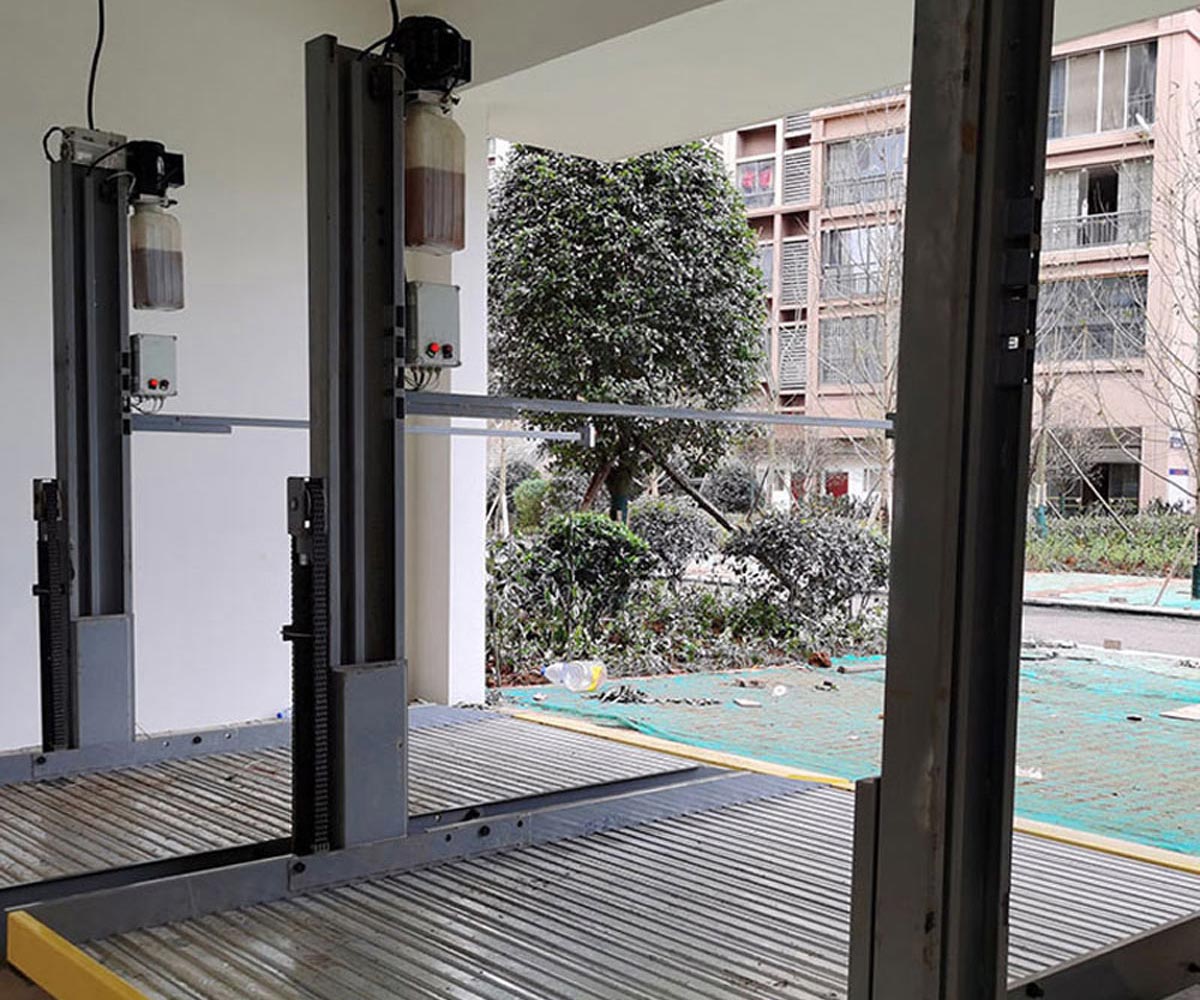 鄉(xiāng)城兩柱停車設(shè)備